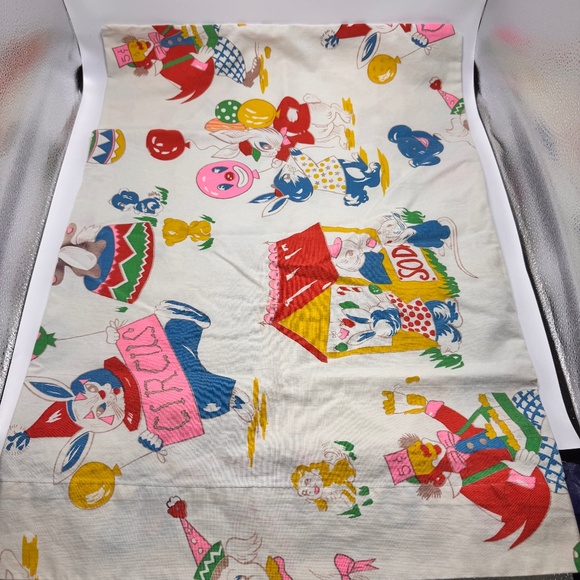 Vintage Cat Dog Rabbit Circus Pillow Case (1) One - Picture 1 of 11